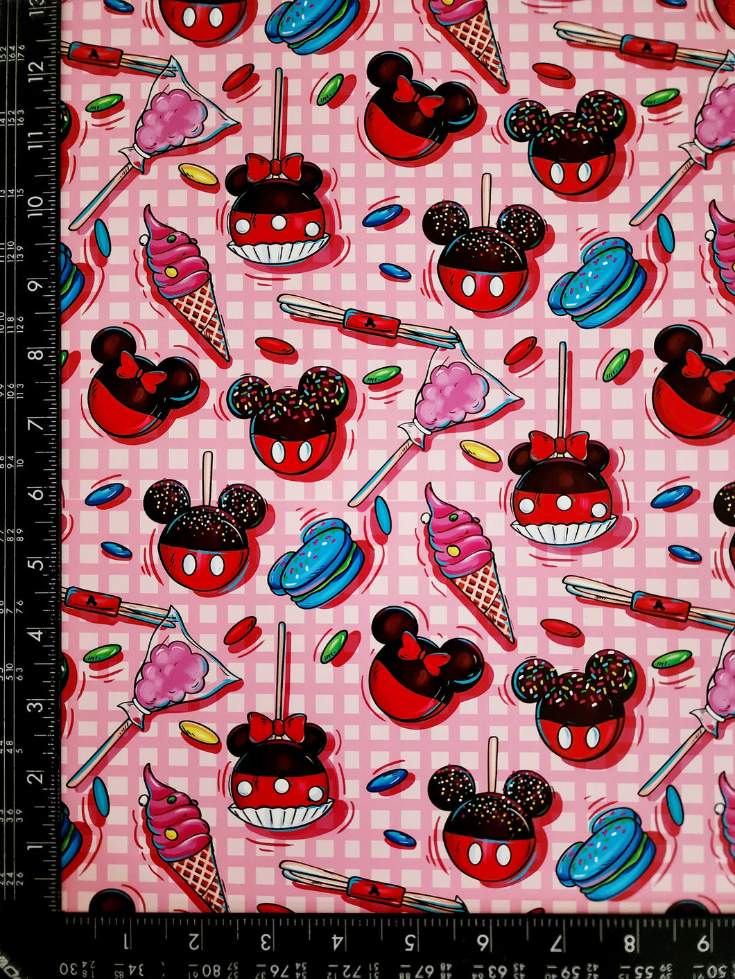 Smooth Vinyl : Pink Plaid Treats - 12xwov