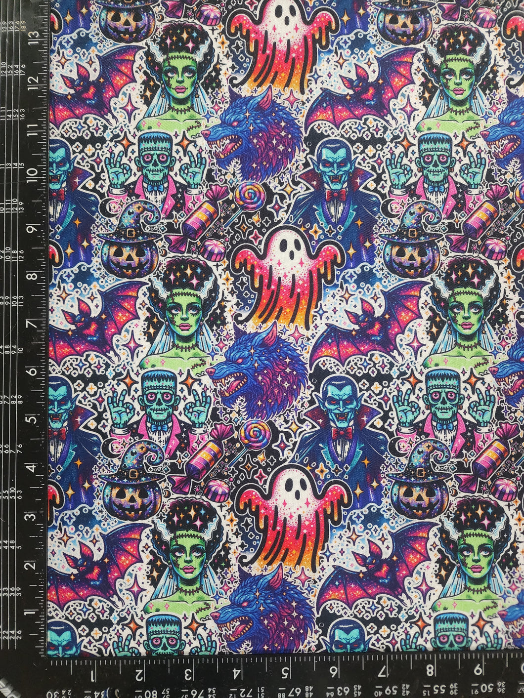 RETAIL CW : Sparkle Horror Classics