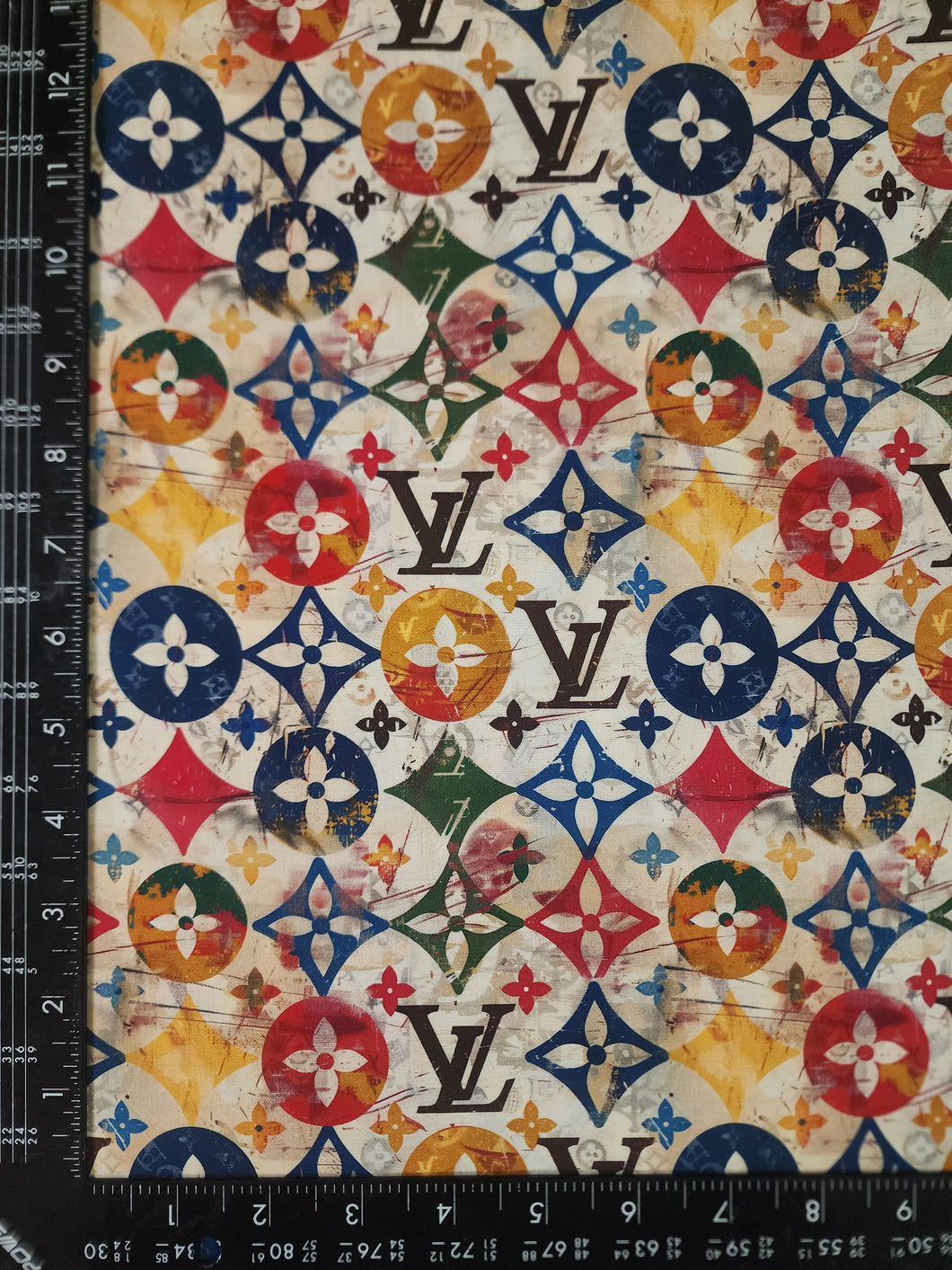 RETAIL CW : Vintage LV