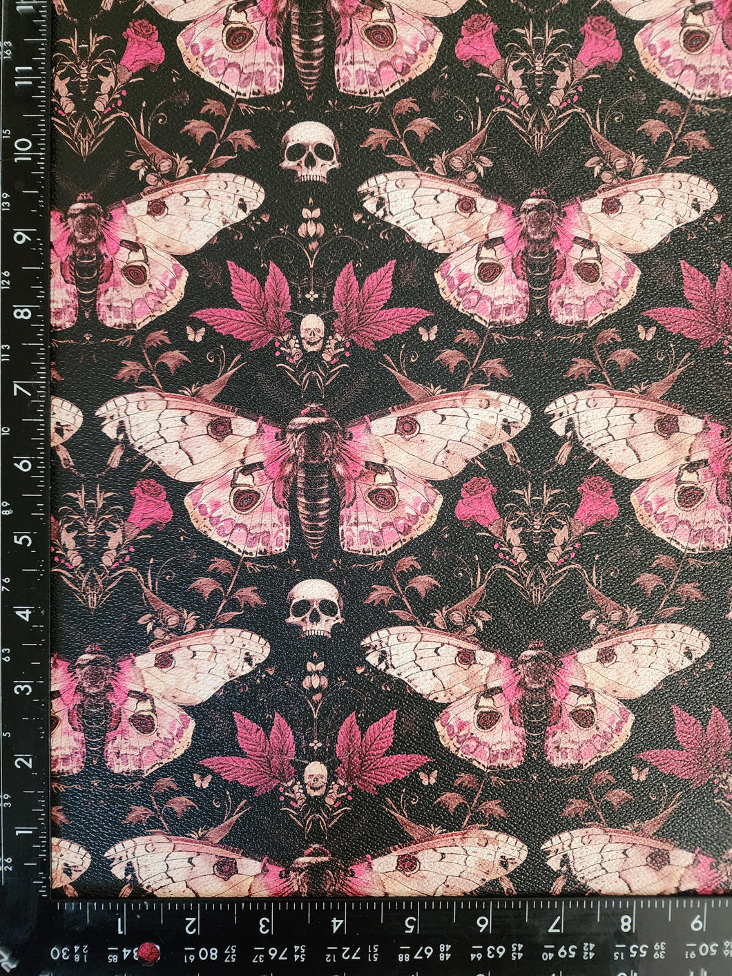 Textured Vinyl : Dark Moths- 18xwov