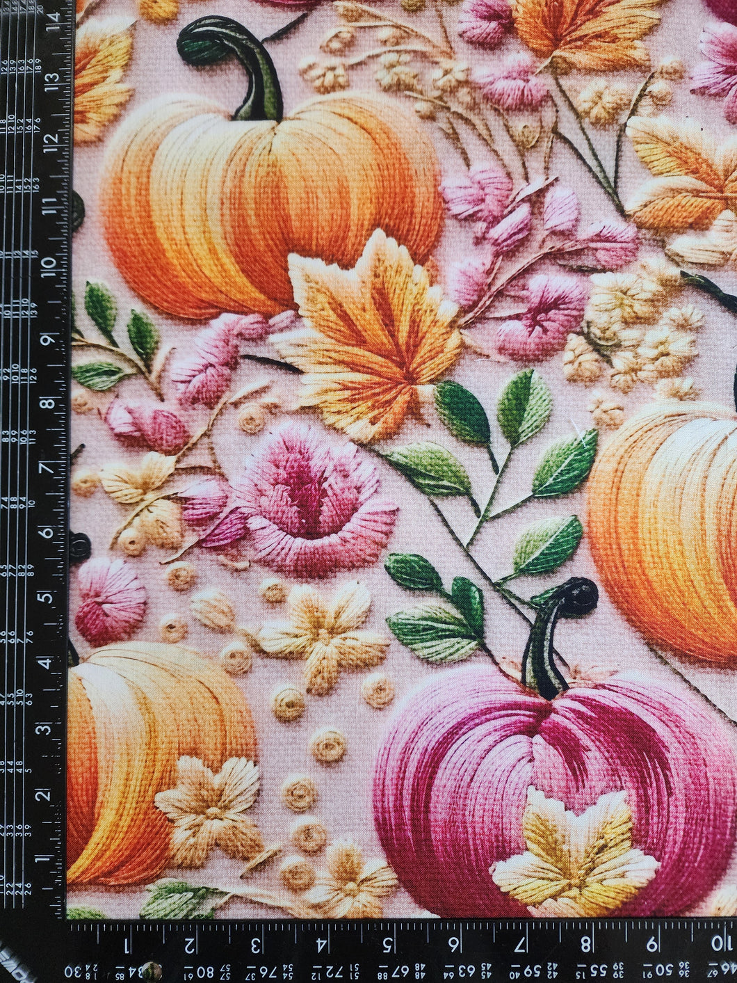 RETAIL CW : Embroidery Pumpkins